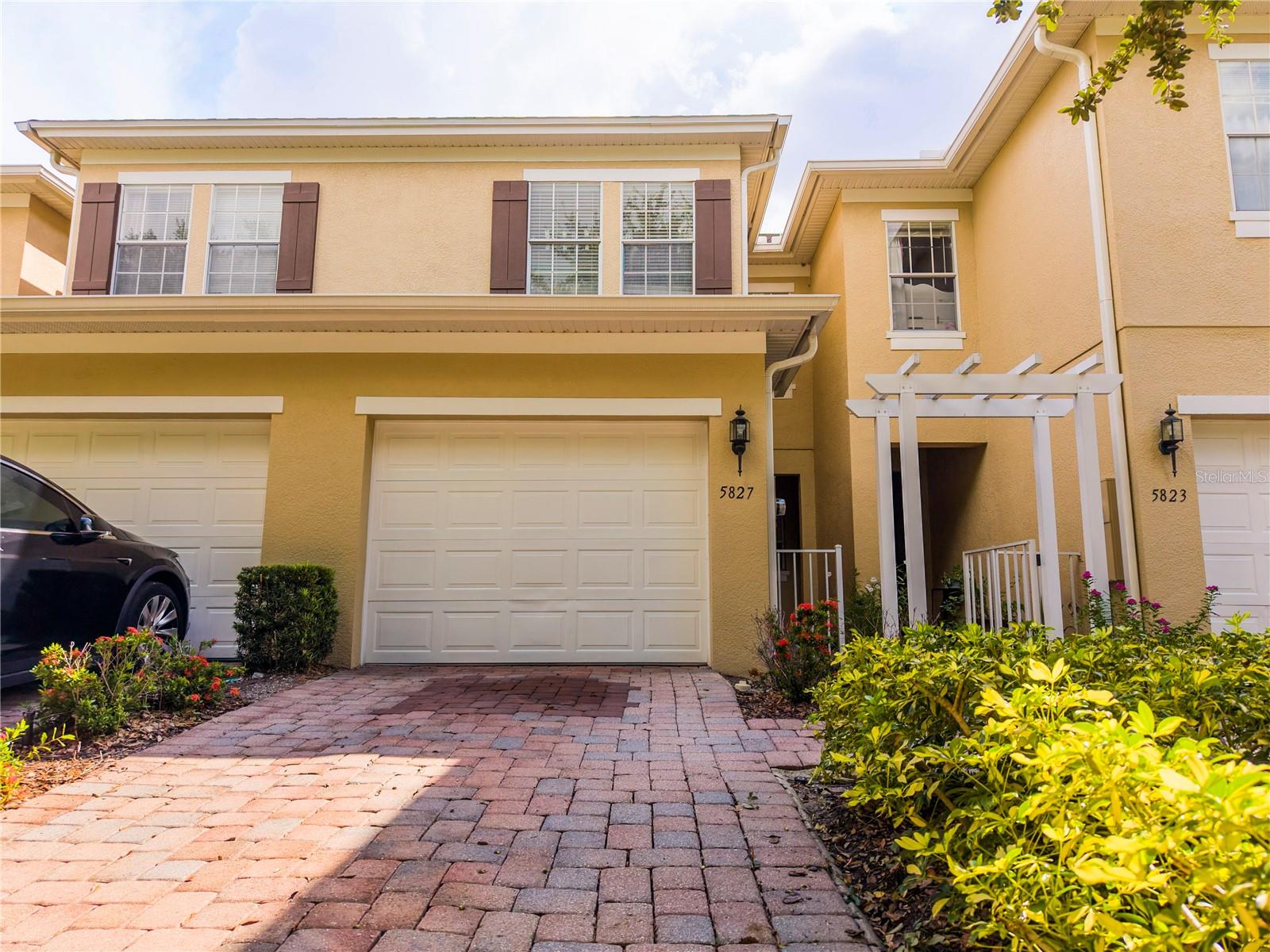 5827 STRADA CAPRI WAY Property Photo 1