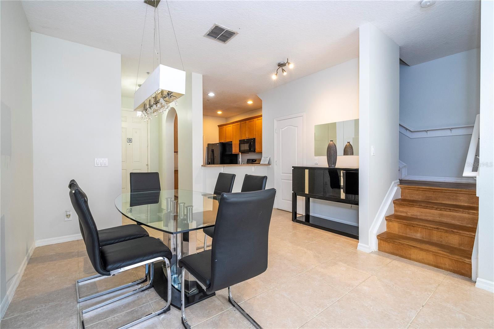 5827 Strada Capri Way Property Photo 14