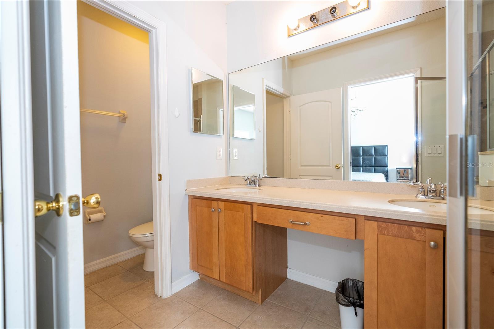 5827 Strada Capri Way Property Photo 28