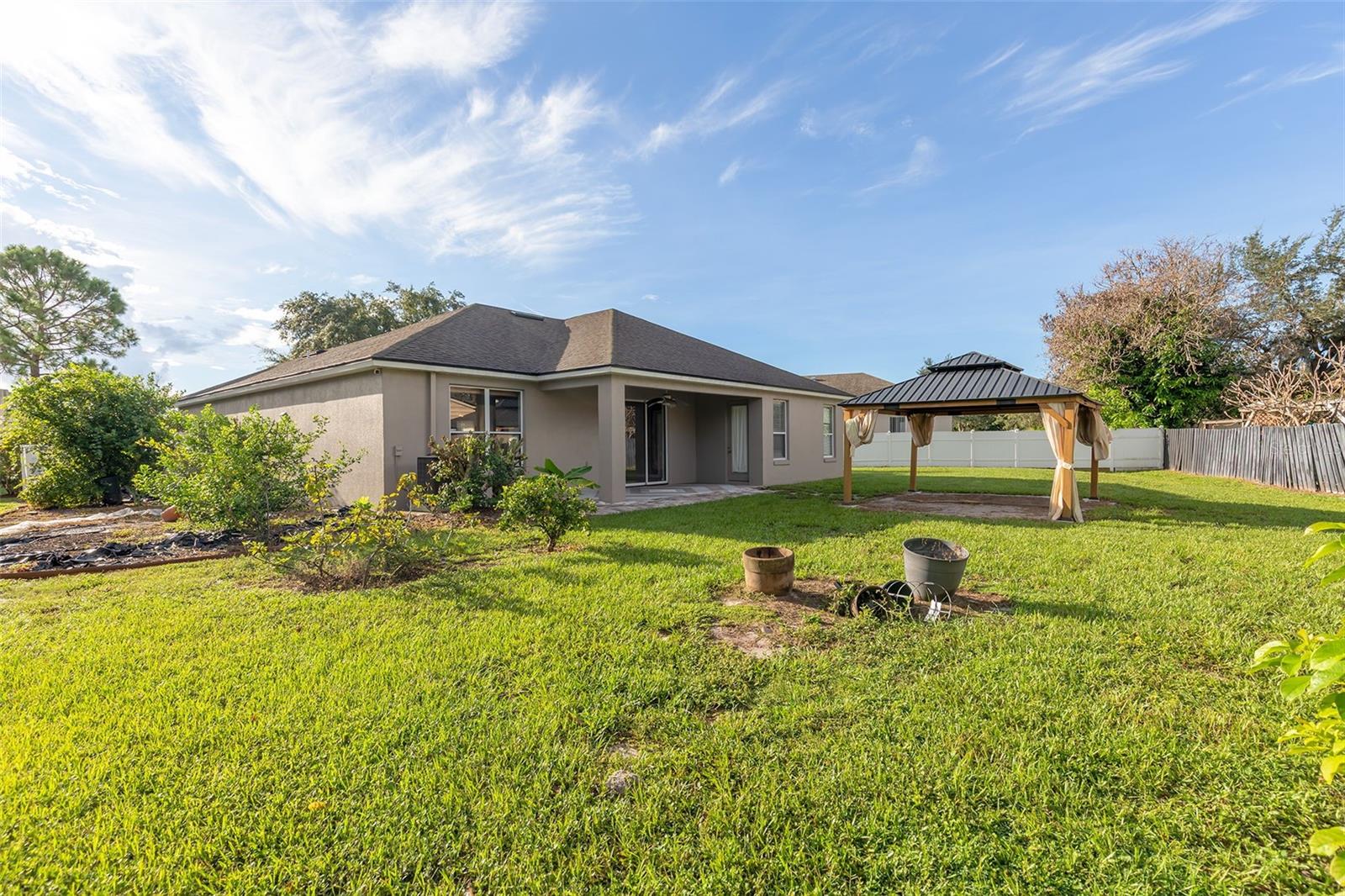 4302 Conroy Club Dr Property Photo 4