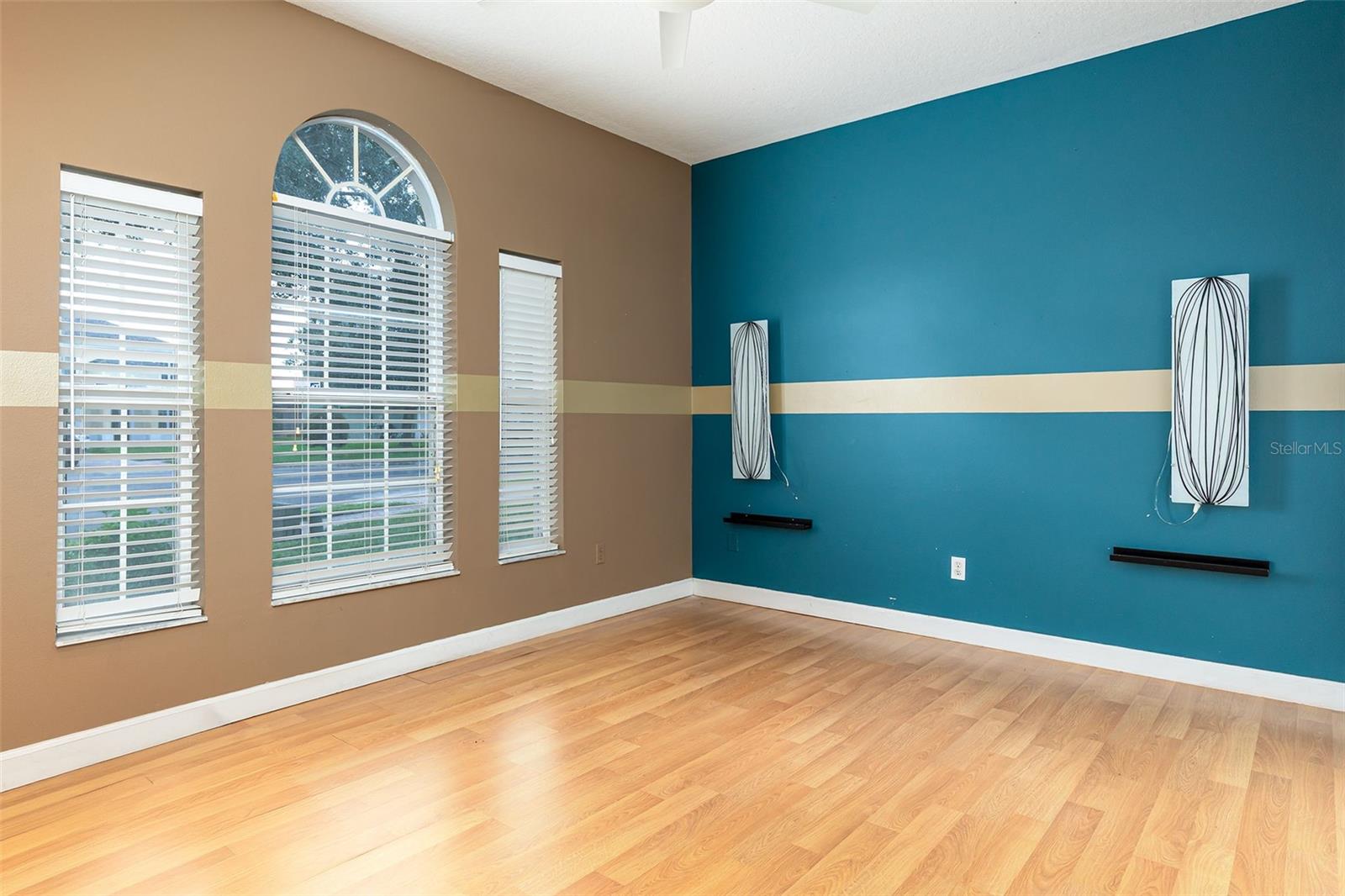 4302 Conroy Club Dr Property Photo 22