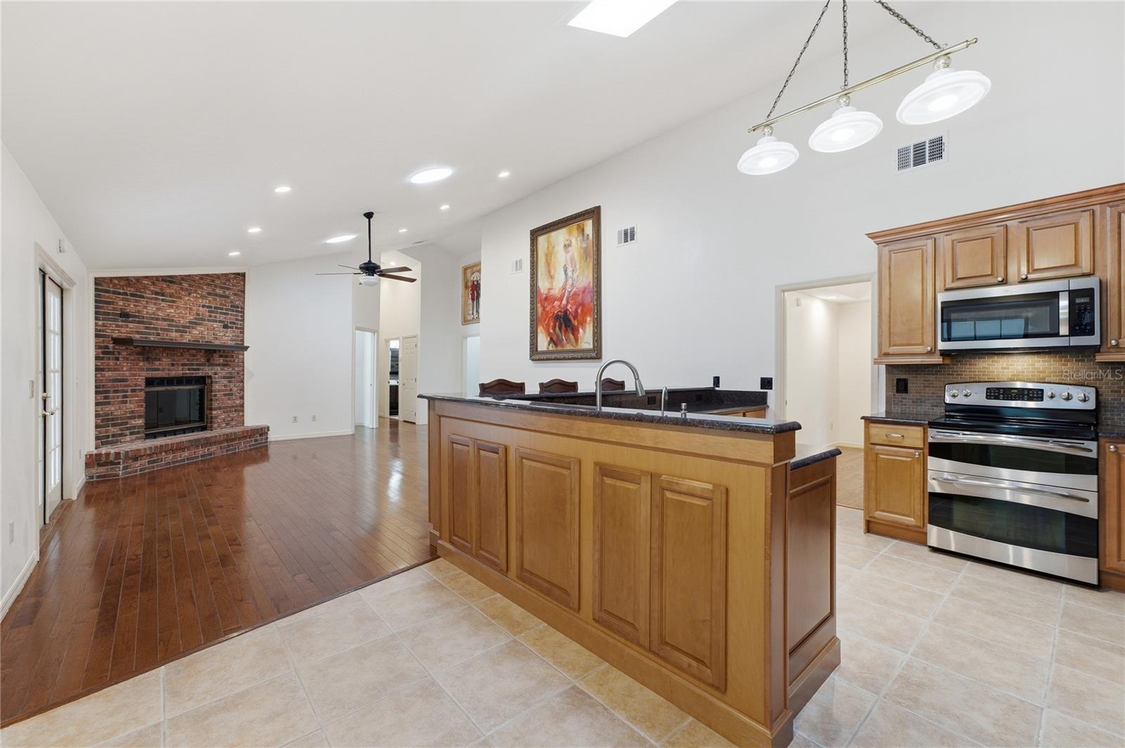 7141 Wooded Village Ln Property Photo 19