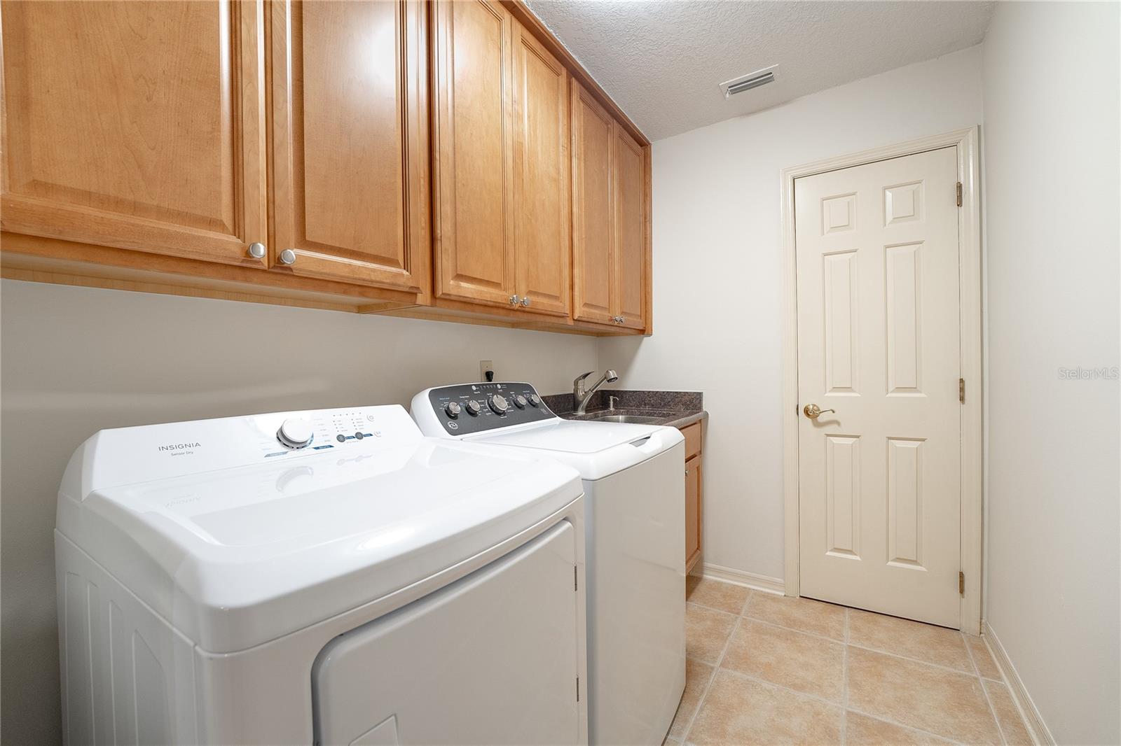 7141 Wooded Village Ln Property Photo 31