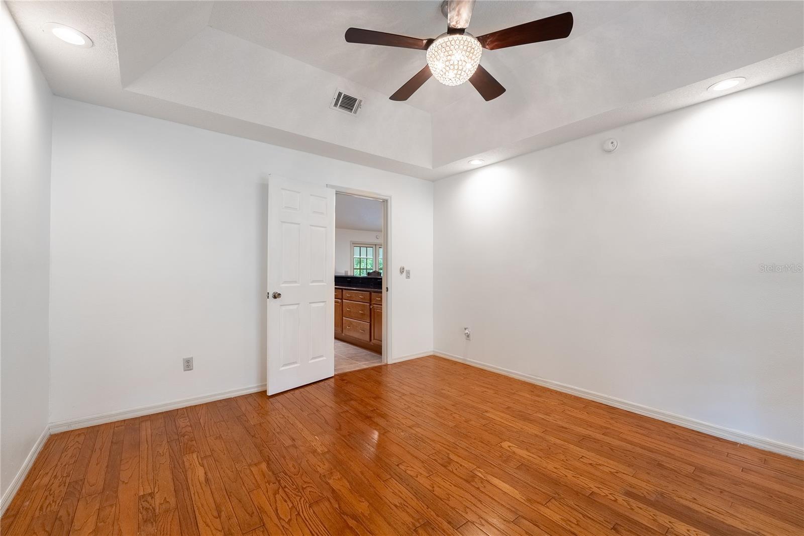 7141 Wooded Village Ln Property Photo 39