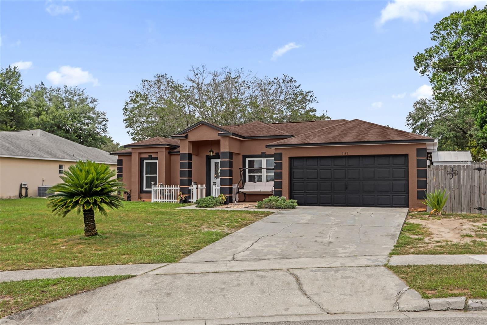 1135 Leyland Ct Property Photo 1