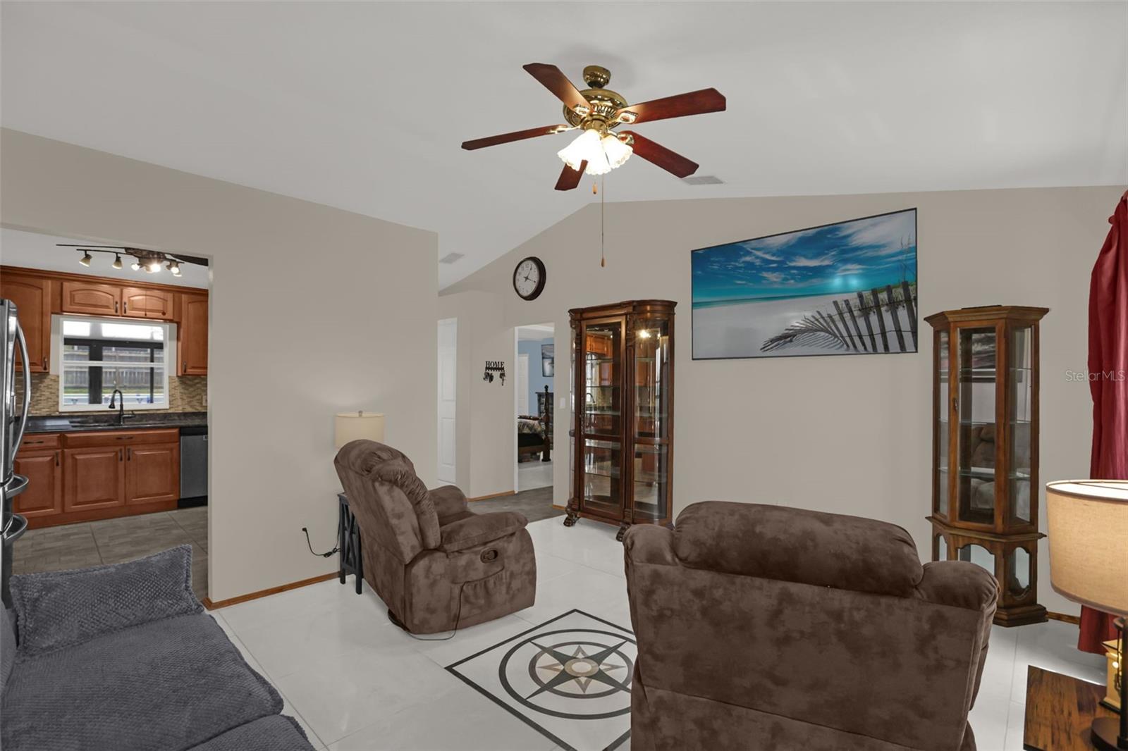 1135 Leyland Ct Property Photo 3