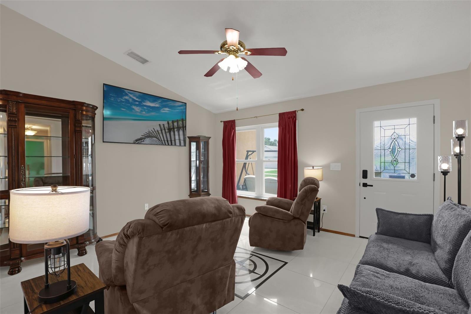 1135 Leyland Ct Property Photo 5