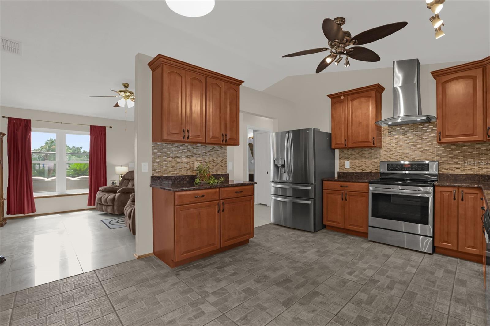 1135 Leyland Ct Property Photo 10