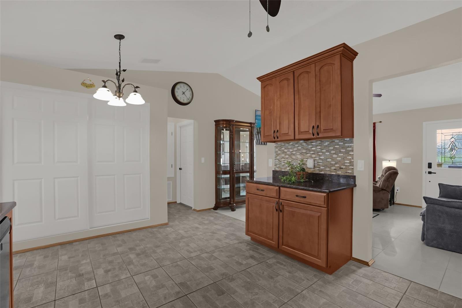 1135 Leyland Ct Property Photo 11