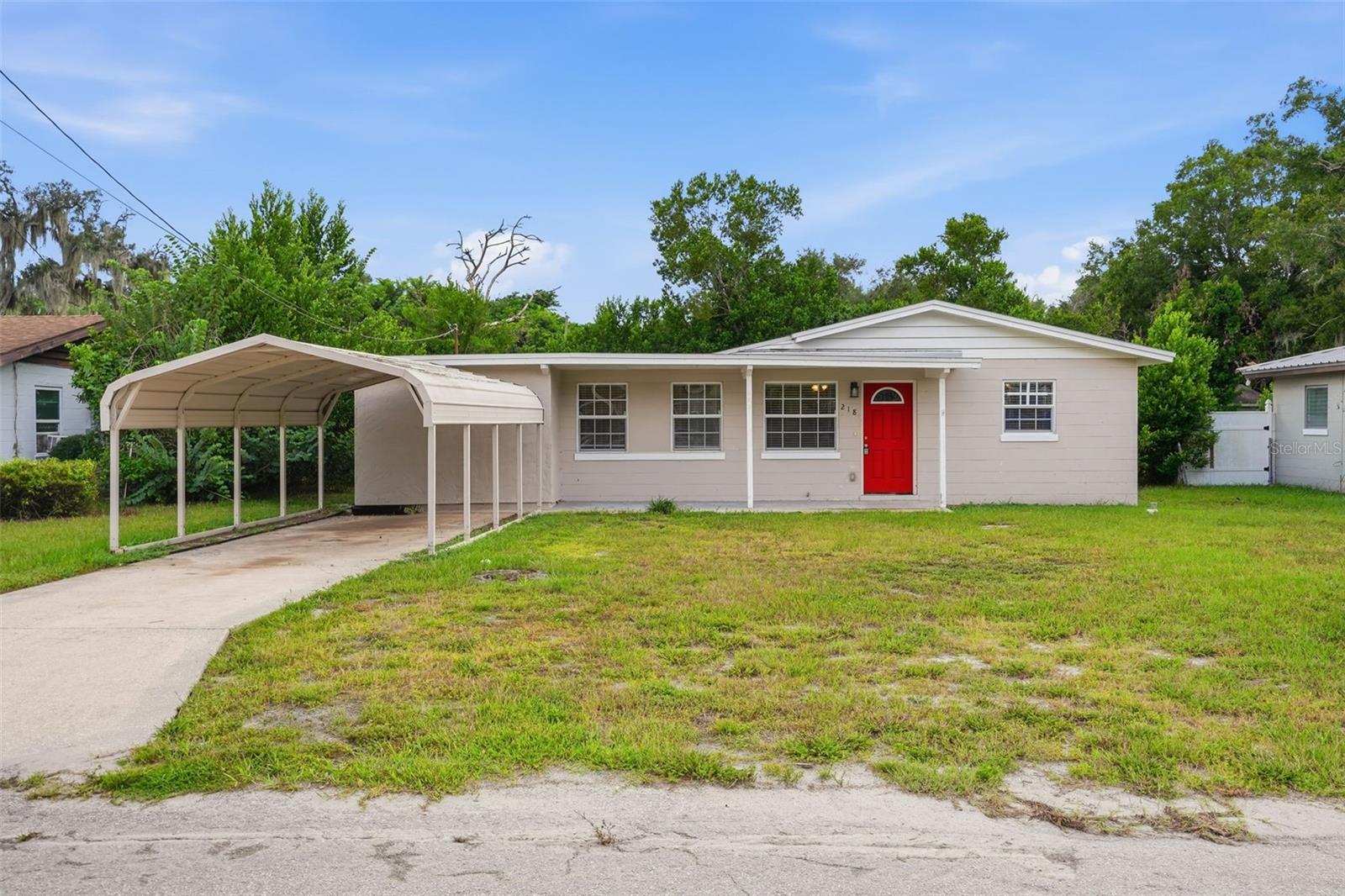 218 5th Jpv St Property Photo 1