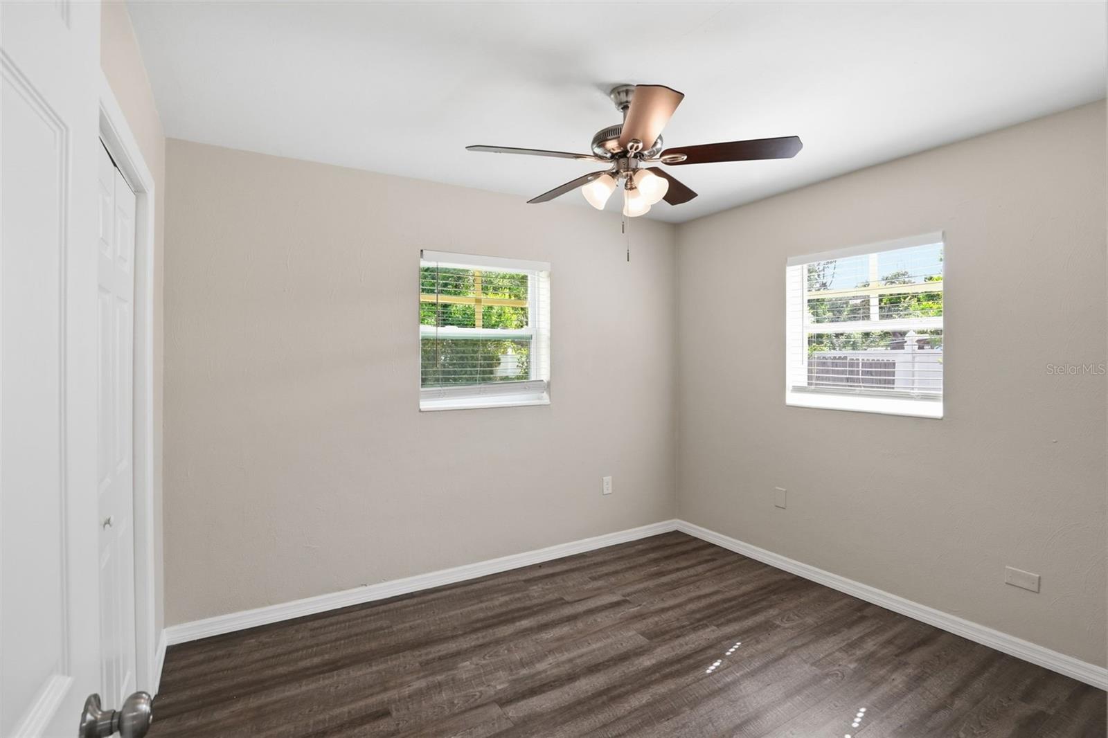 218 5th Jpv St Property Photo 16