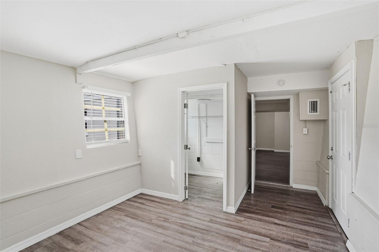 218 5th Jpv St Property Photo 19