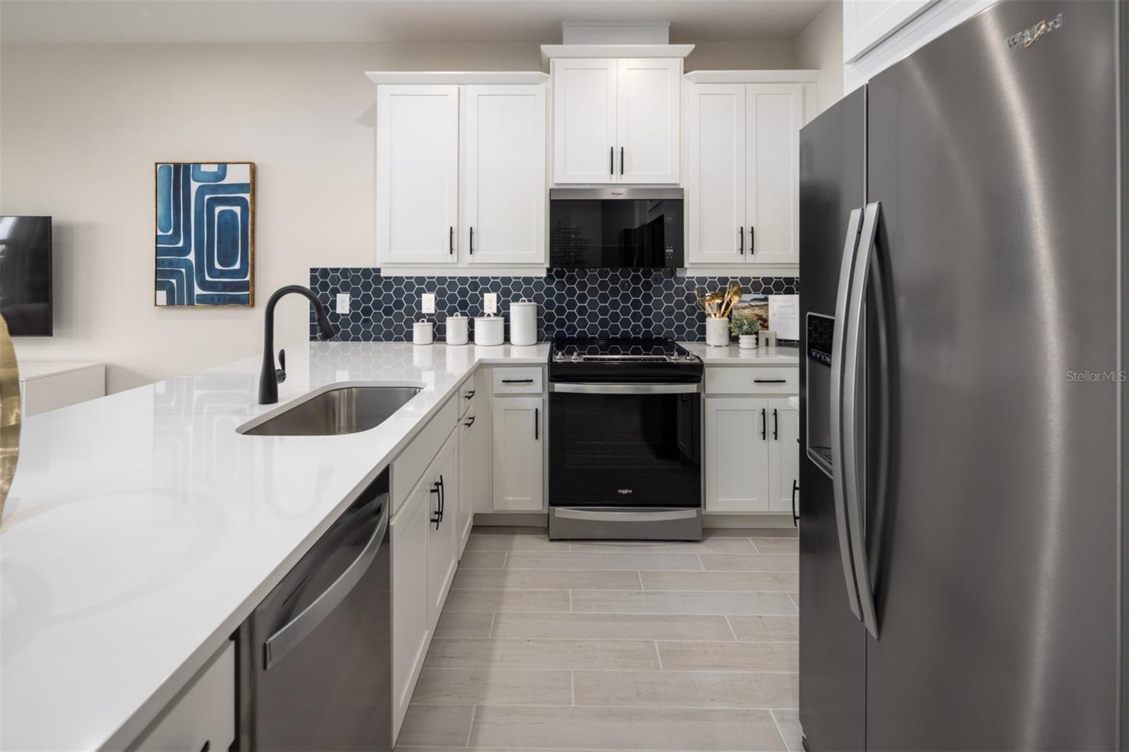 2844 Camellia Flower St Property Photo 6