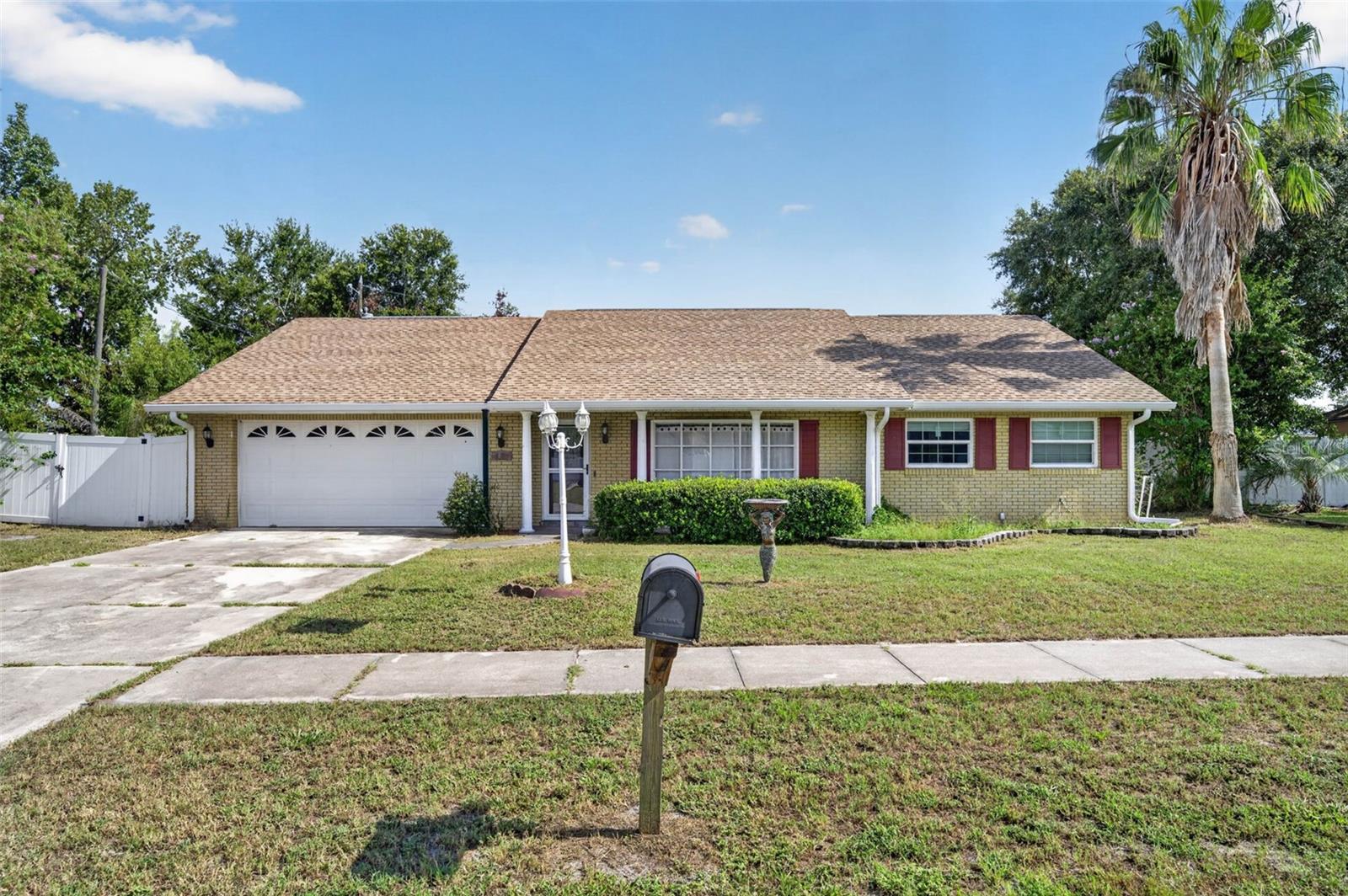 1071 Angora St Property Photo 1