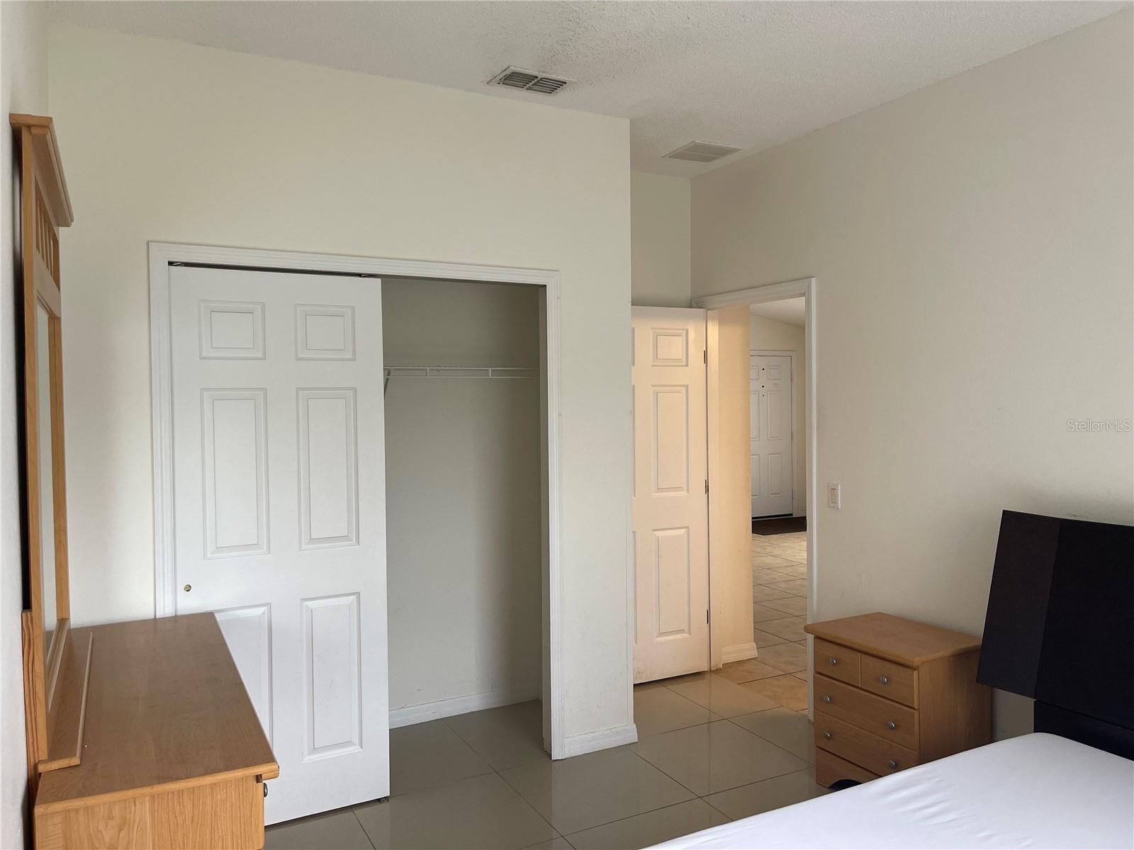 3166 Sun Lake Ct #b Property Photo 10