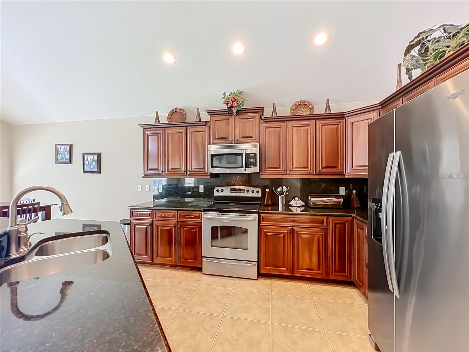 9038 Vickroy Ter Property Photo 3