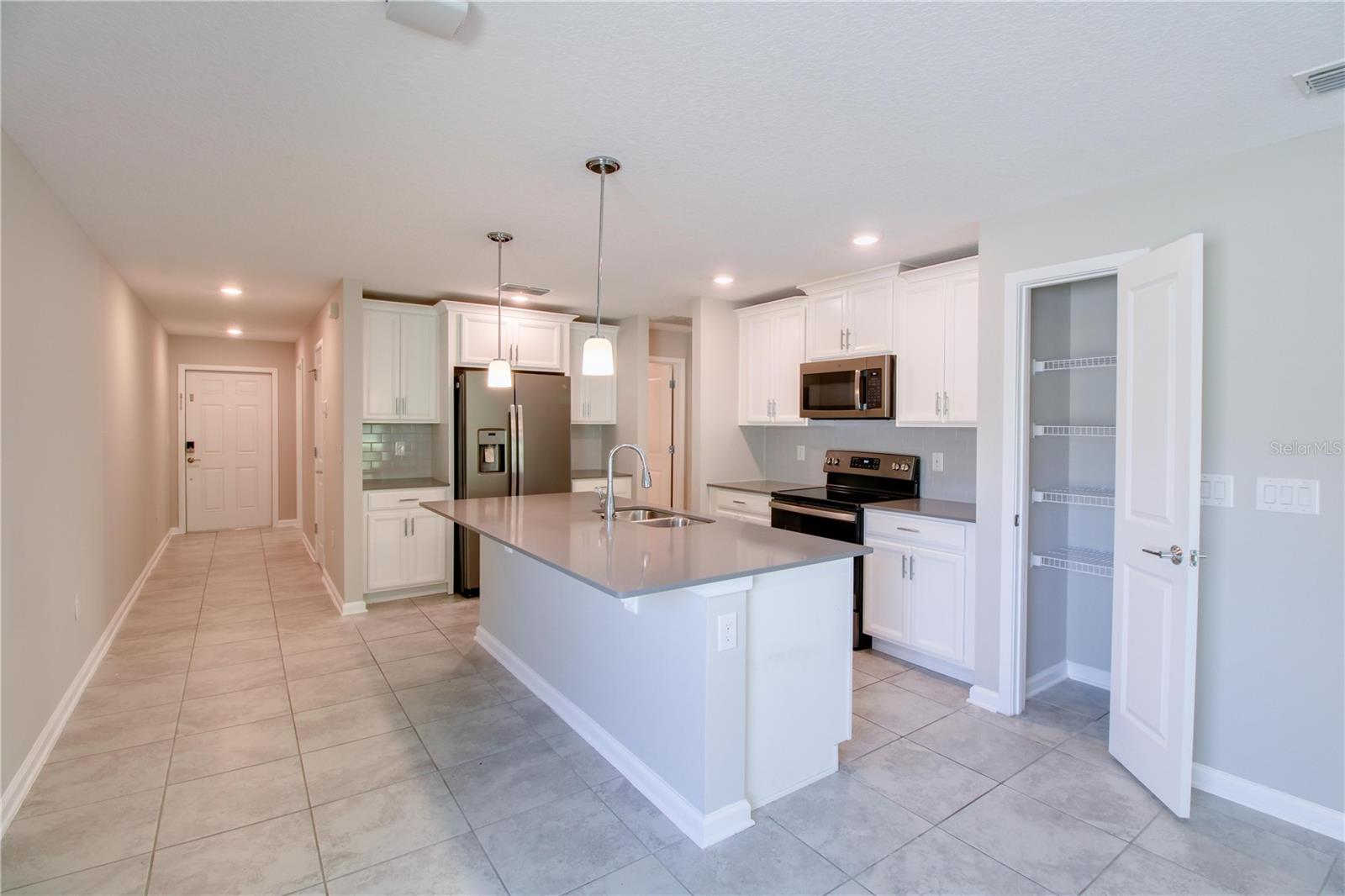 2873 Black Birch Dr Property Photo 5
