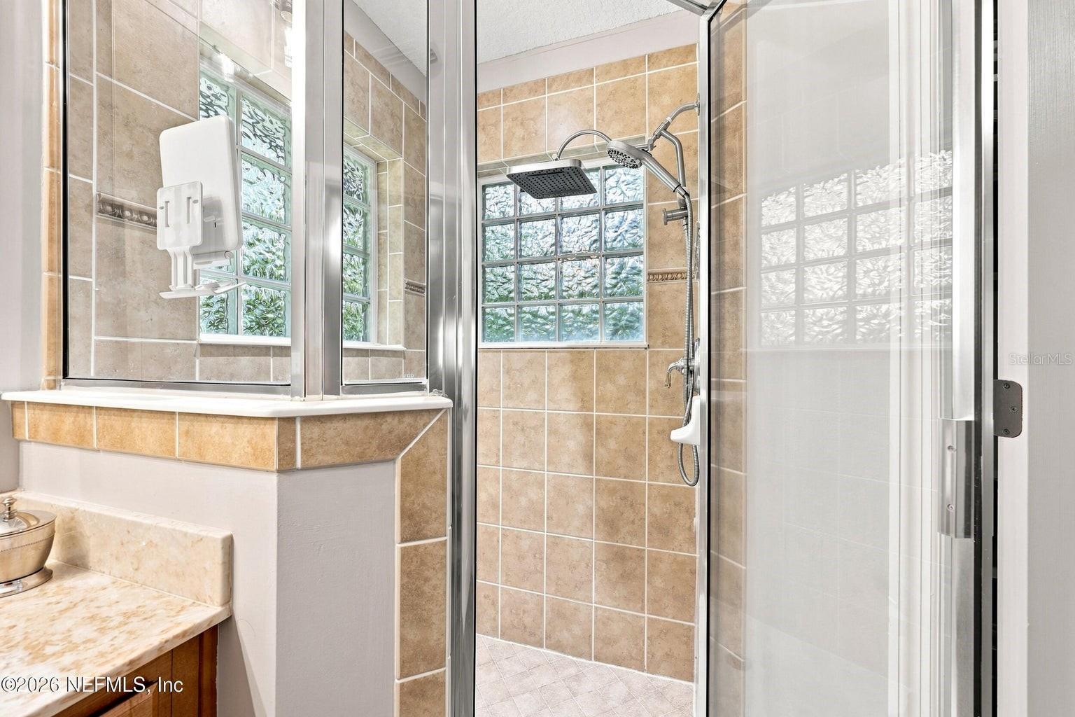 2336 Yellow Jasmine Ln Property Photo 40