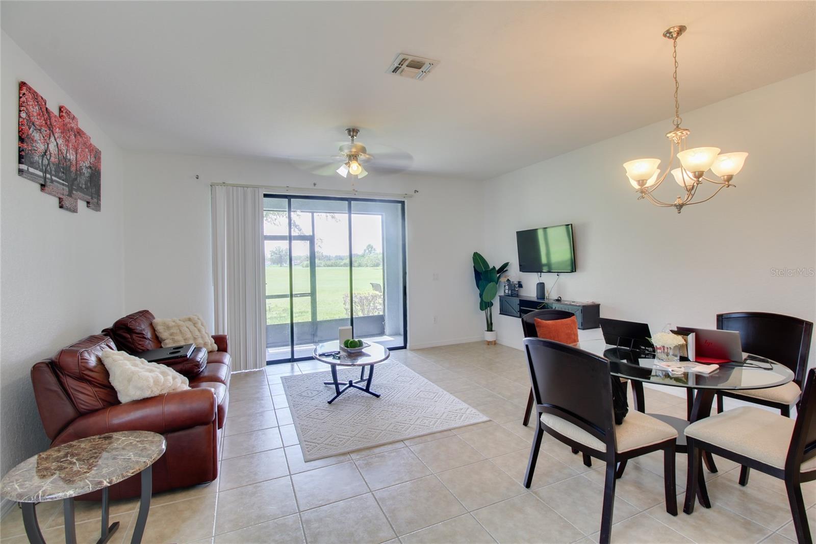 20626 Maxim Pkwy Property Photo 6