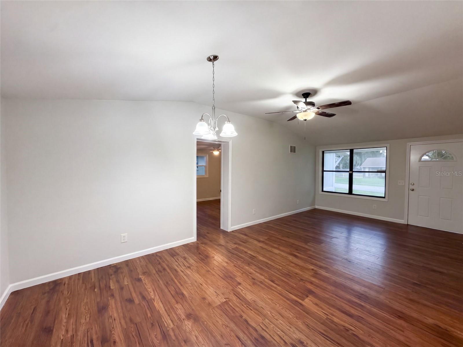 3004 Hunkin Cir Property Photo 7