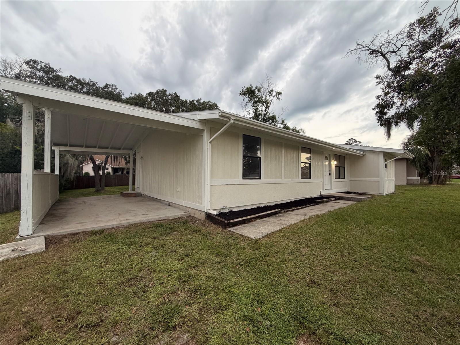 3004 Hunkin Cir Property Photo 18