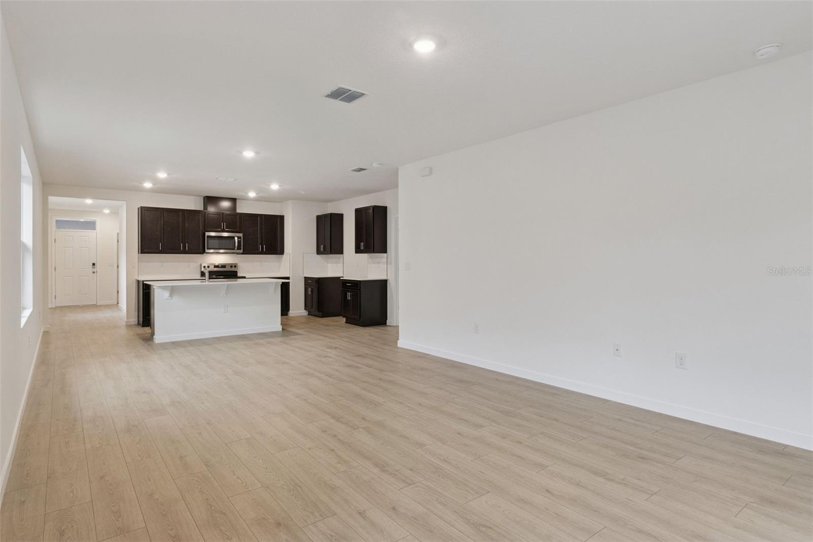 1856 Kindle St Property Photo 7