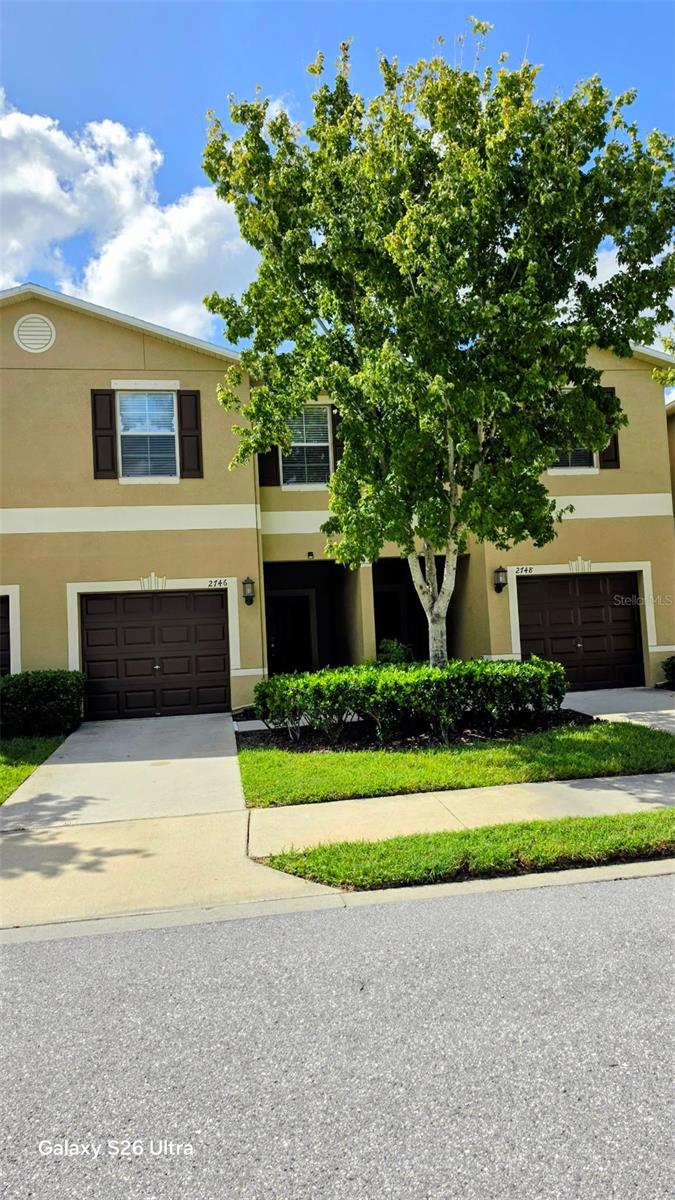 2746 Hampton Green Ln Property Photo 1