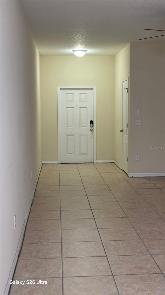 2746 Hampton Green Ln Property Photo 8