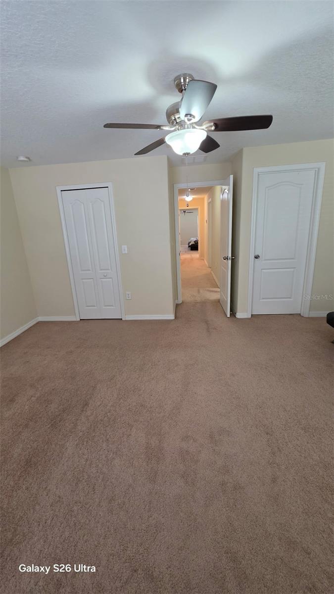 2746 Hampton Green Ln Property Photo 17