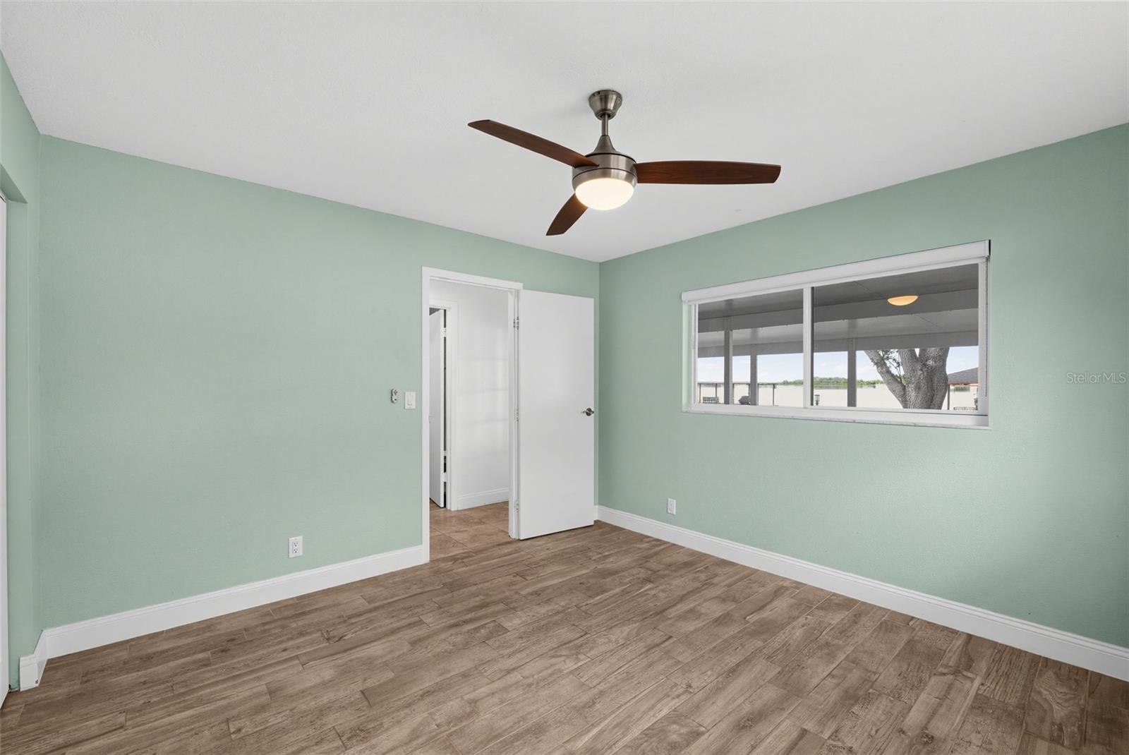 186 Mandolin Dr Property Photo 22