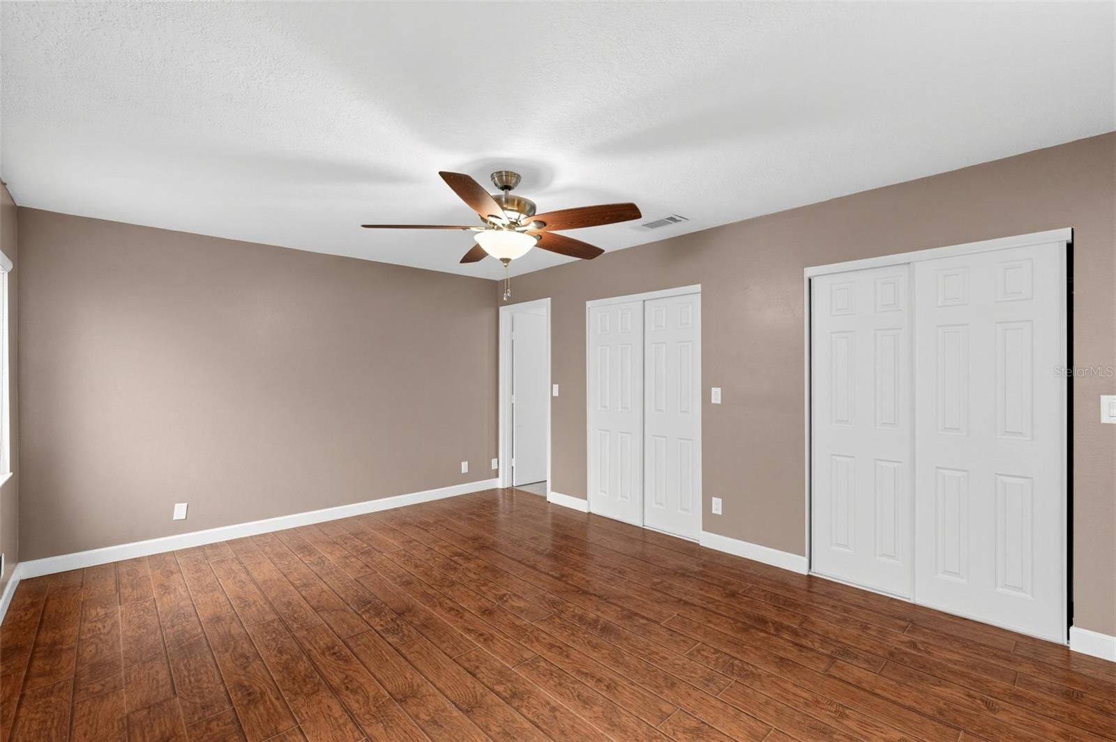 186 Mandolin Dr Property Photo 28