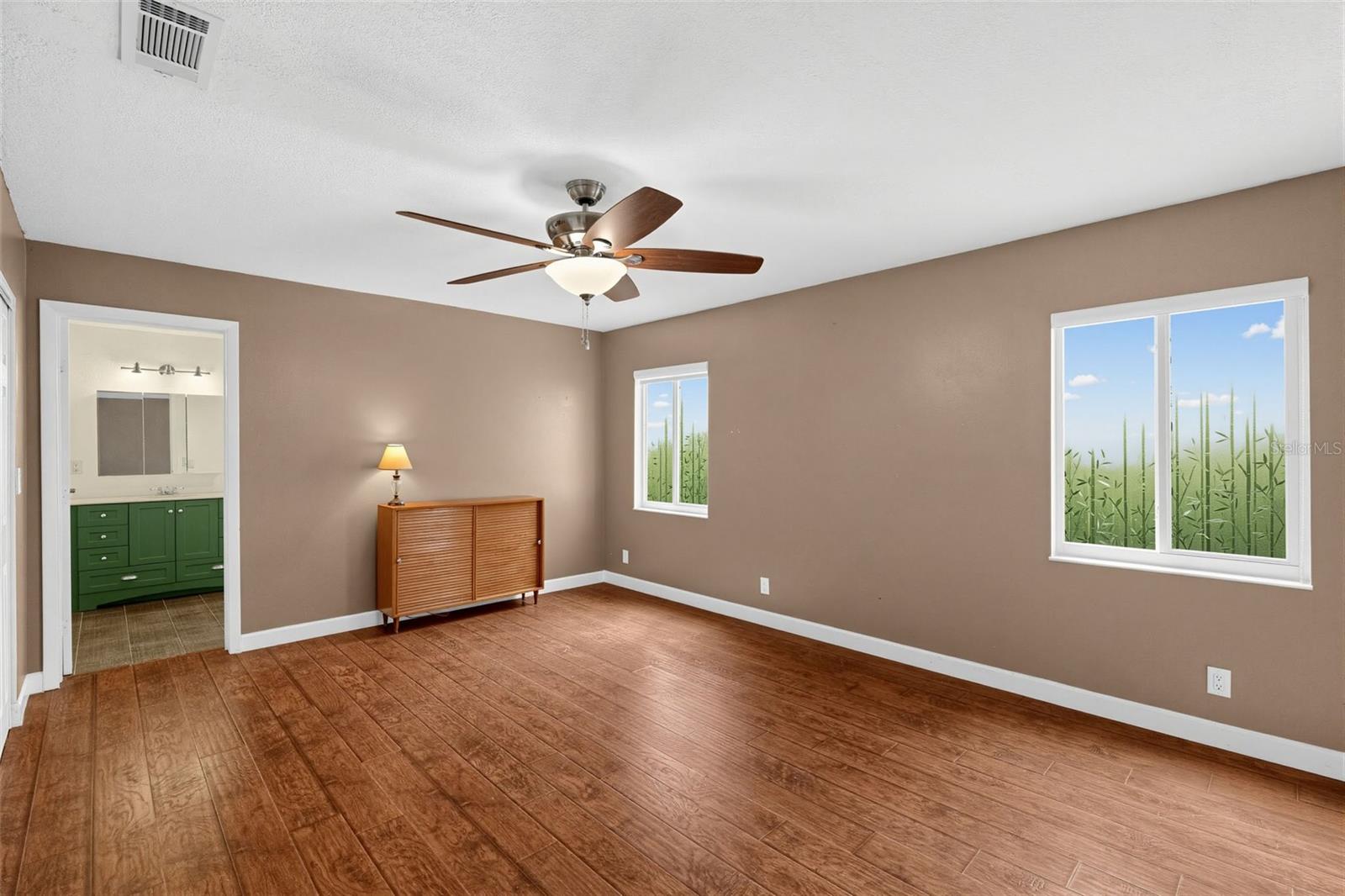 186 Mandolin Dr Property Photo 29