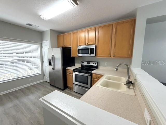 1178 Vineland Pl Property Photo 5