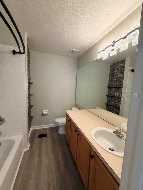 1178 Vineland Pl Property Photo 12
