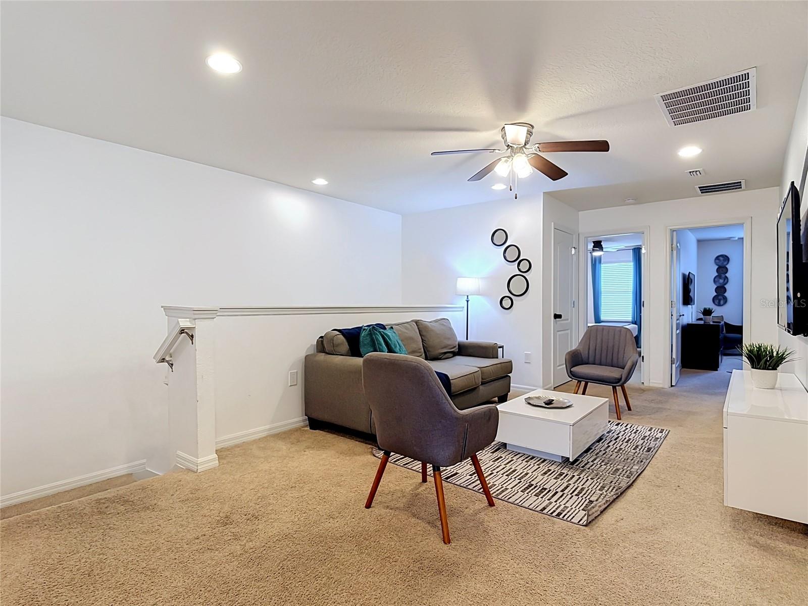 8891 Geneve Ct Property Photo 23