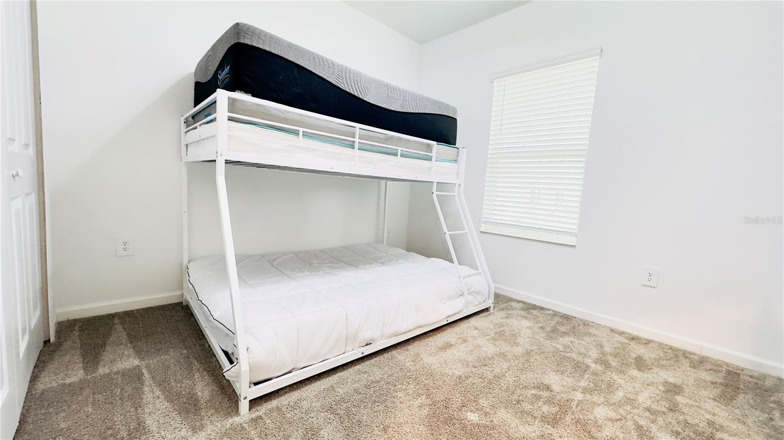 3255 Laurent Loop Property Photo 11