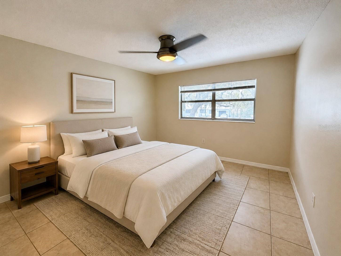1123 Elmwood St #e Property Photo 4