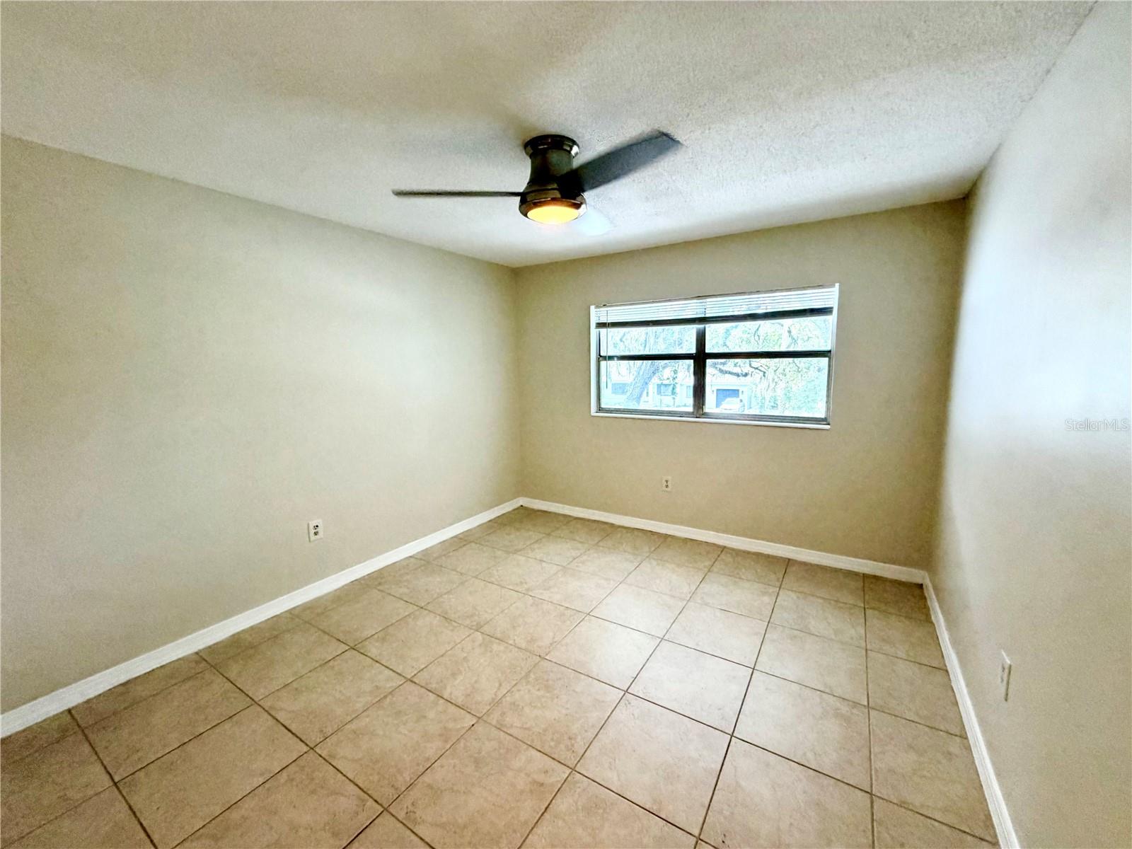 1123 Elmwood St #e Property Photo 12
