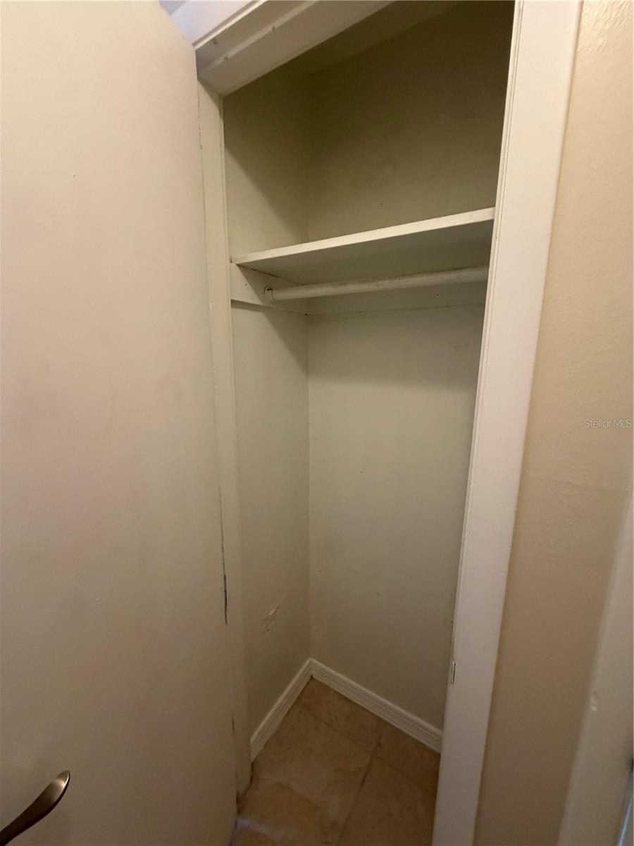 1123 Elmwood St #e Property Photo 18