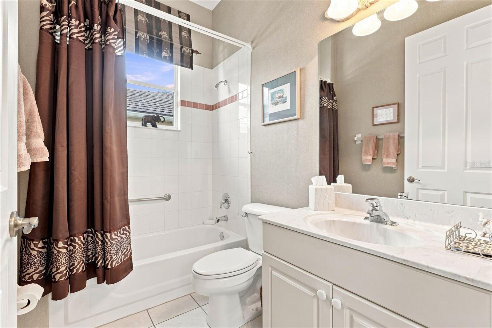 437 Sotheby Way Property Photo 26