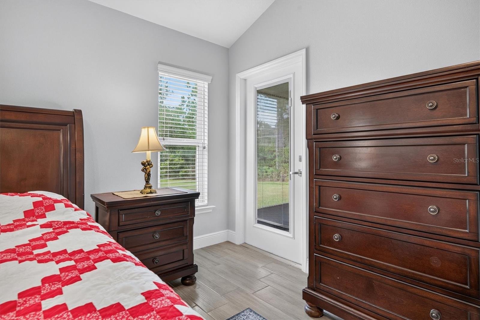 18602 Reynolds Pkwy Property Photo 25