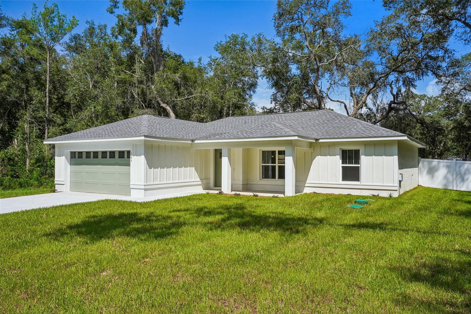 1194 W Virginis Dr Property Photo 2