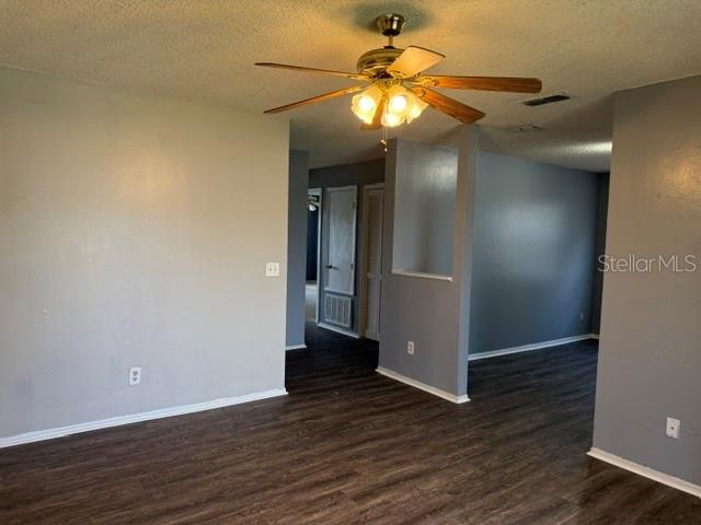4261 Pershing Pointe Pl #3 Property Photo 3