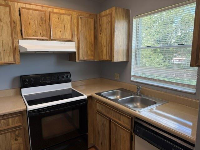 4261 Pershing Pointe Pl #3 Property Photo 6