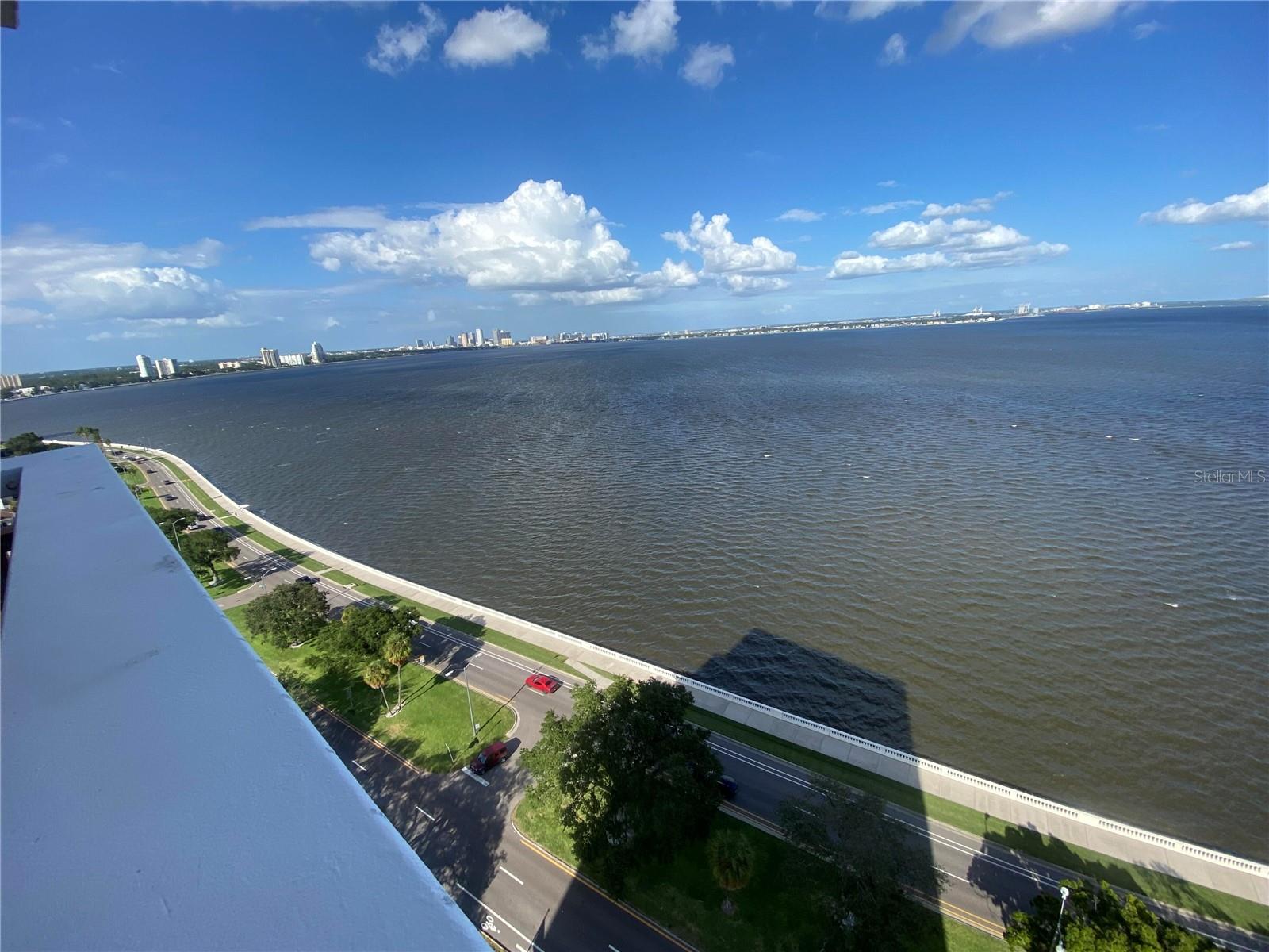 4015 Bayshore #17a Property Photo 1