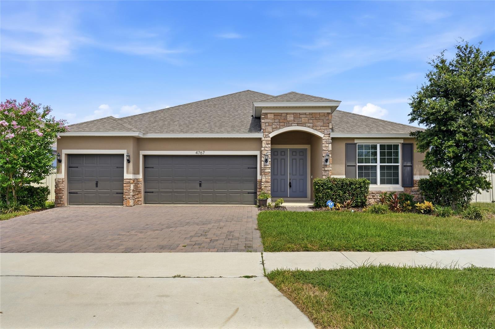 4767 Cragmere Loop Property Photo 1