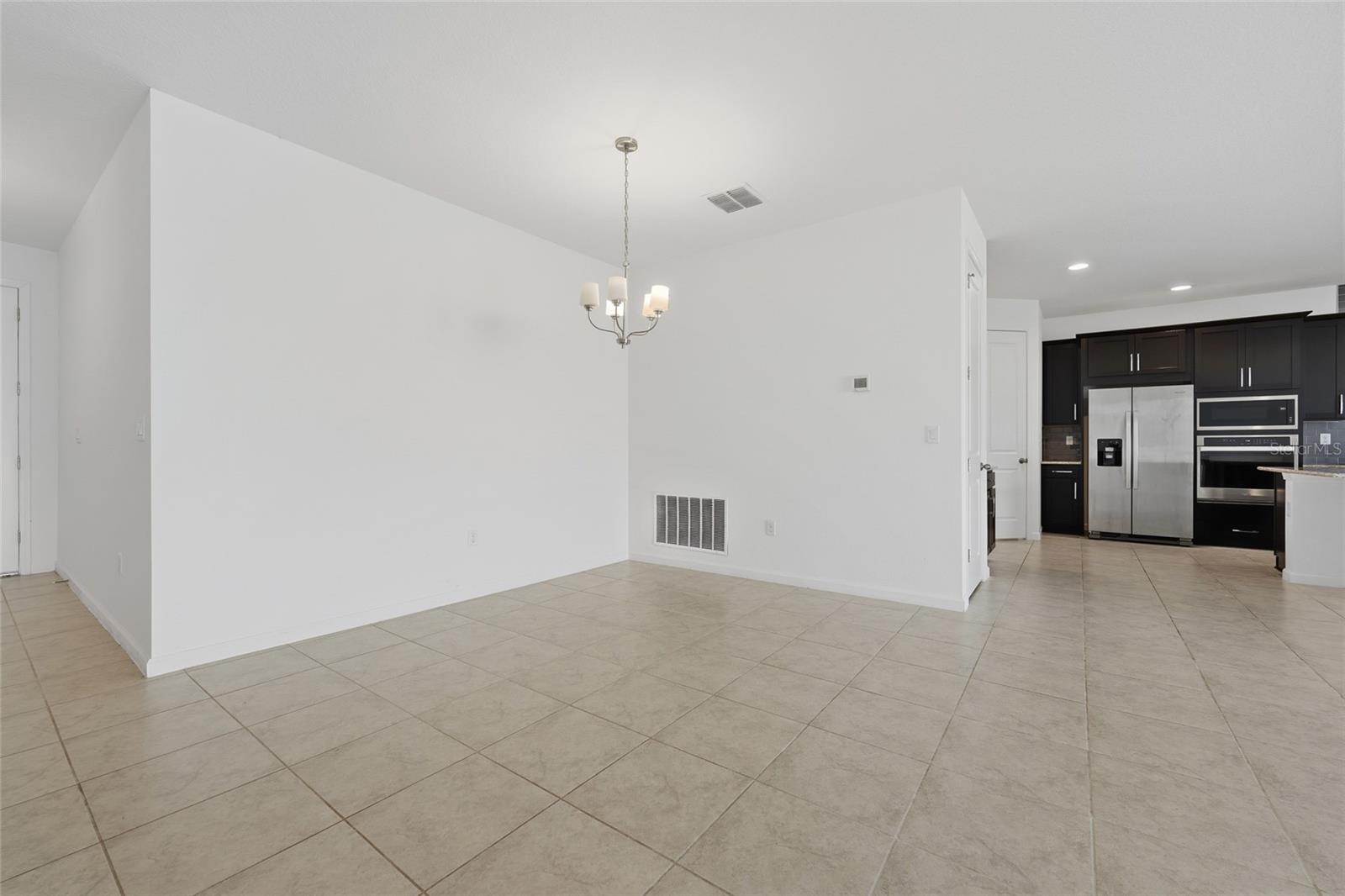 4767 Cragmere Loop Property Photo 7