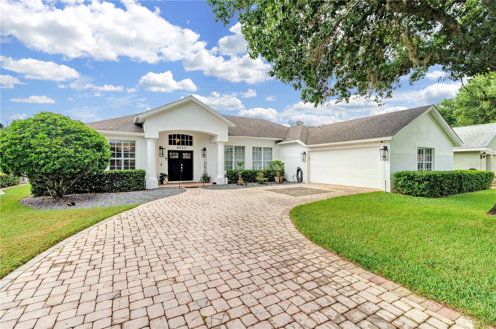 8063 Laurel Ridge Dr Property Photo 1