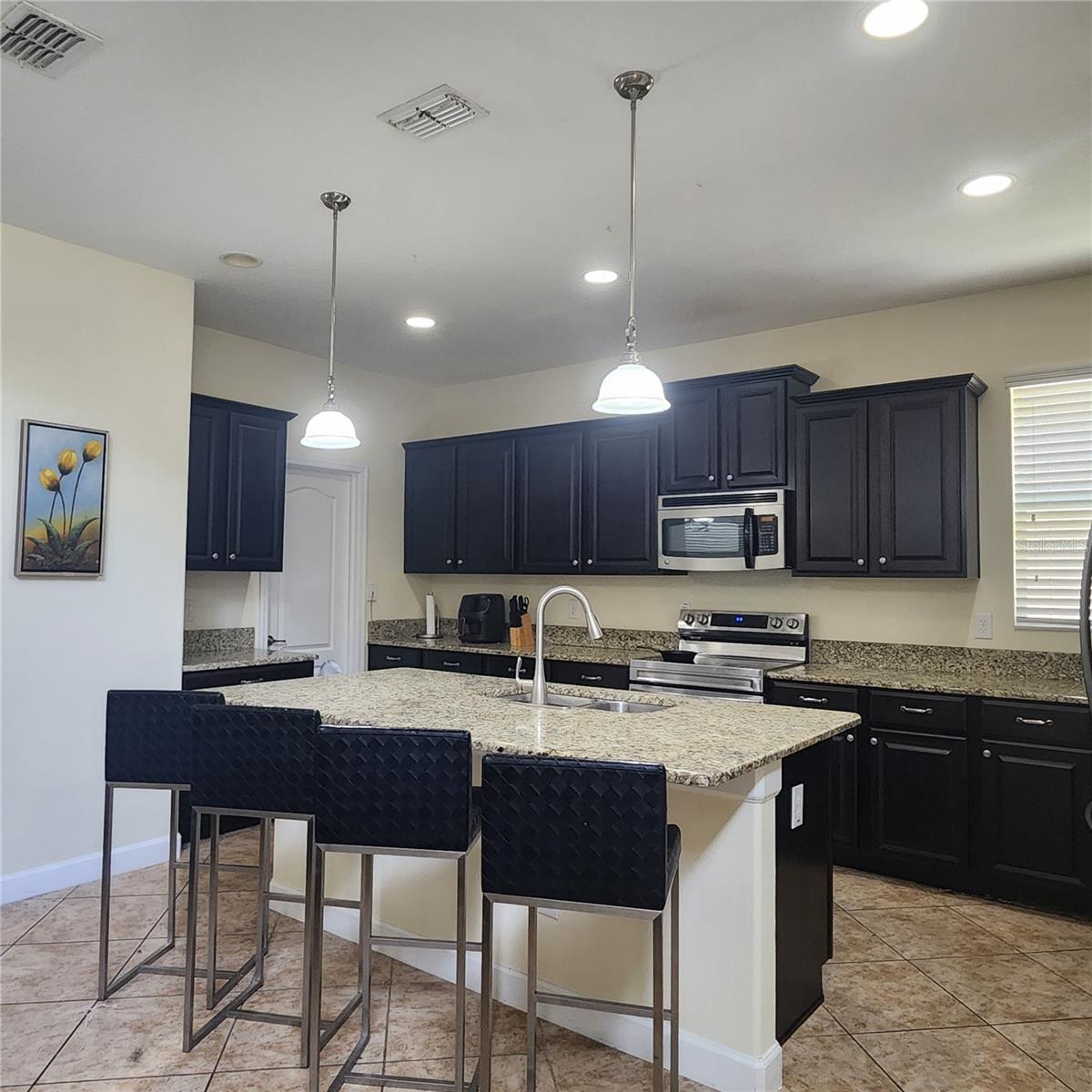 8935 Cuban Palm Rd Property Photo 2