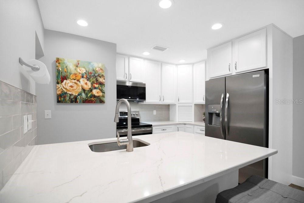 150 Wax Myrtle Woods Ct #9b Property Photo 11